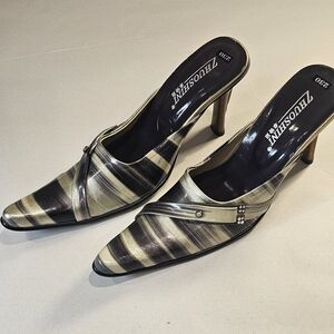 Zhuoshini Metallic Gold Black Striped Mules Heels with Rhinestones - Size 6